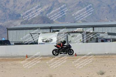 media/Oct-05-2025-CVMA (Sun) [[beeef4f201]]/Race 10-Formula Lightweight Twins Shootout/